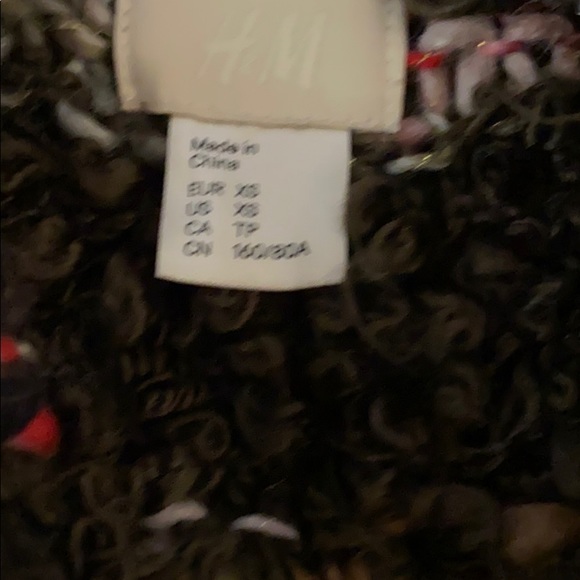 H&M Very nice new poncho rainbow colors with hoodie - Picture 3 of 5